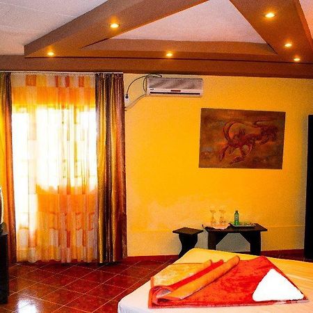 Vila Luminita Hotel Mamaia Ngoại thất bức ảnh