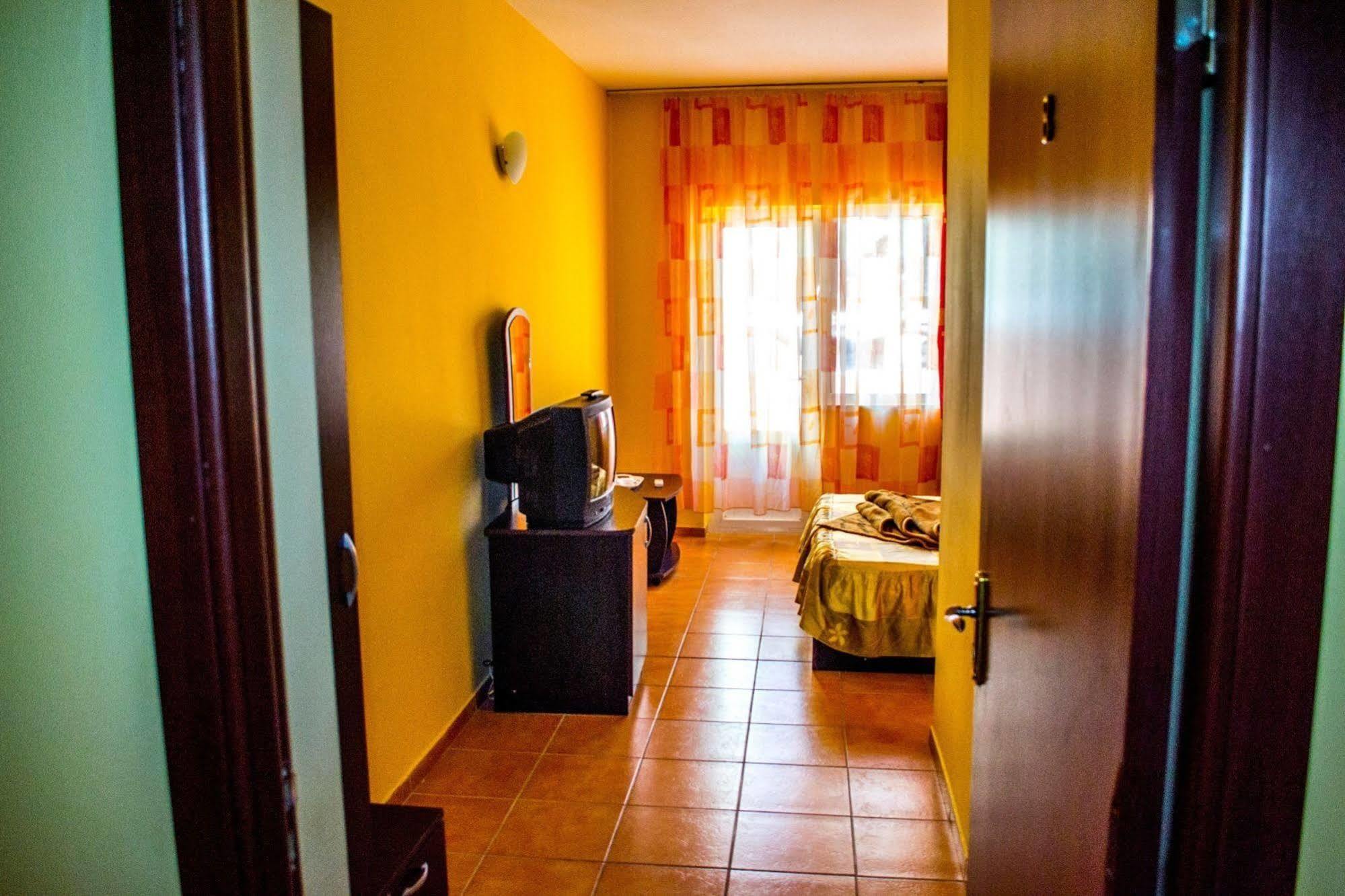 Vila Luminita Hotel Mamaia Ngoại thất bức ảnh